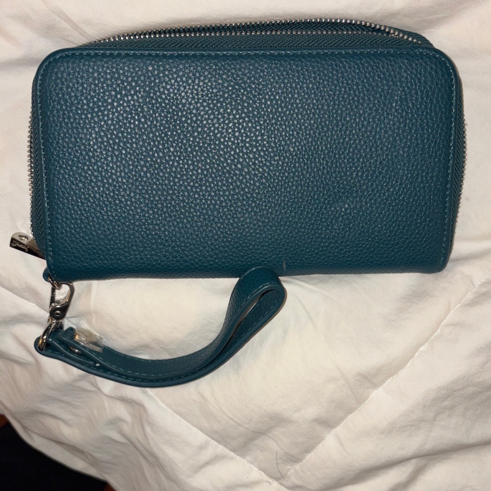 Thirty-One Dark Teal Wristlet Clutch